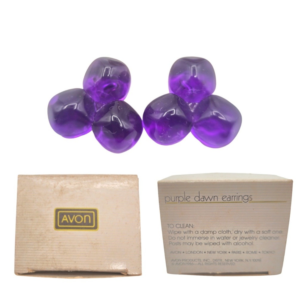 Avon Purple Dawn Pierced Earrings Lucite Triple Dome Jewelry Boxed Vintage 1986